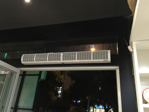 園區(qū)天虹百貨風(fēng)幕機(jī)